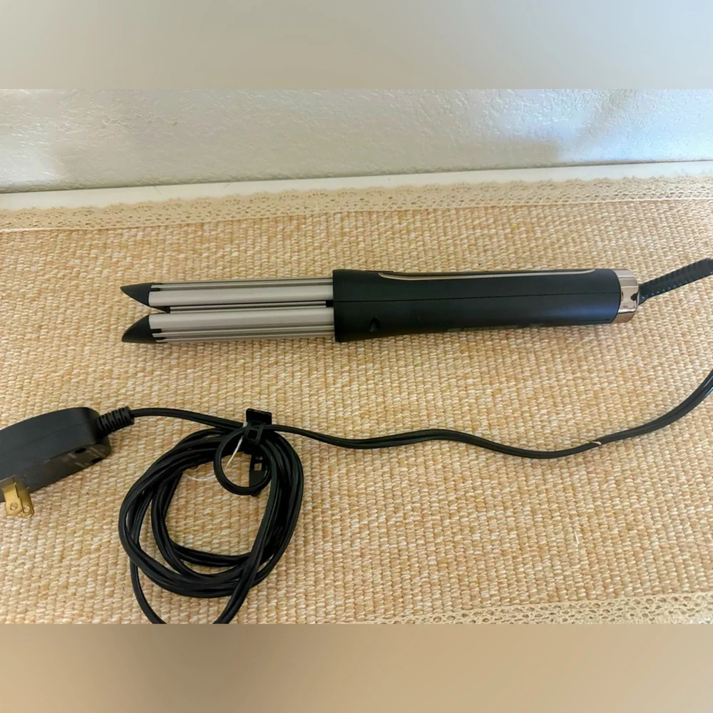 InfinitiPRO by Conair Cool Air Styler - Picture 2 of 5